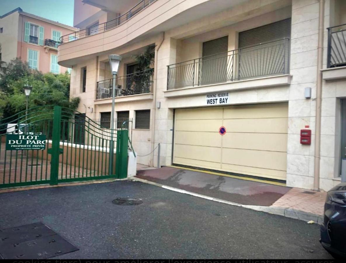 Seaviews By Jenni Menton, La Suite, Superbe Front De Mer, Top Emplacement Avec Terrasse Et Parking! Exterior photo